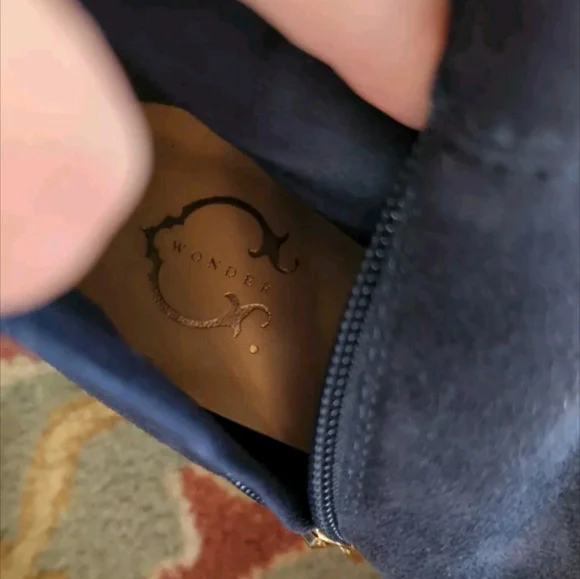 Gorgeous Blue Suede Boots 8 1/2 Covered Wedge Heel - Picture 6 of 12